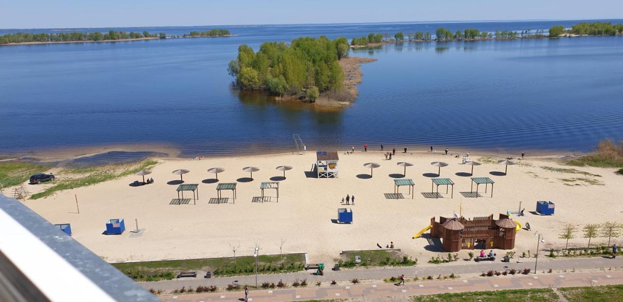 Apartament Near Dnieper Tjerkasy Eksteriør billede